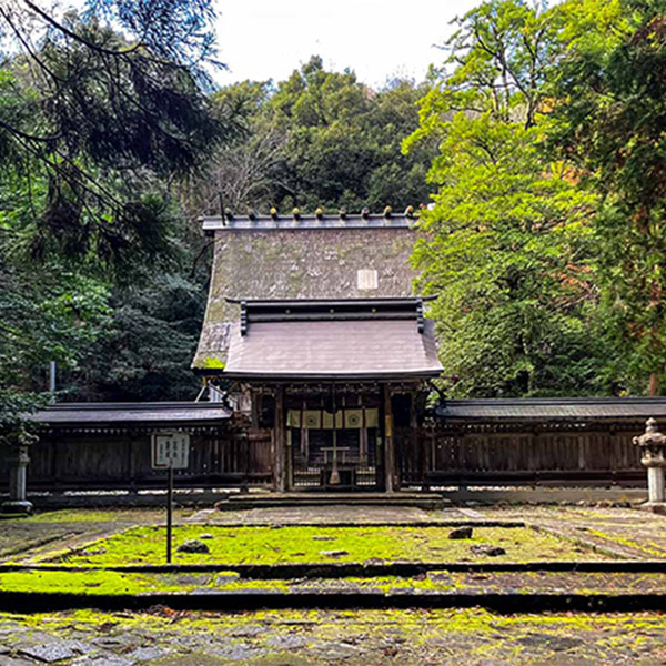 若狭彦神社