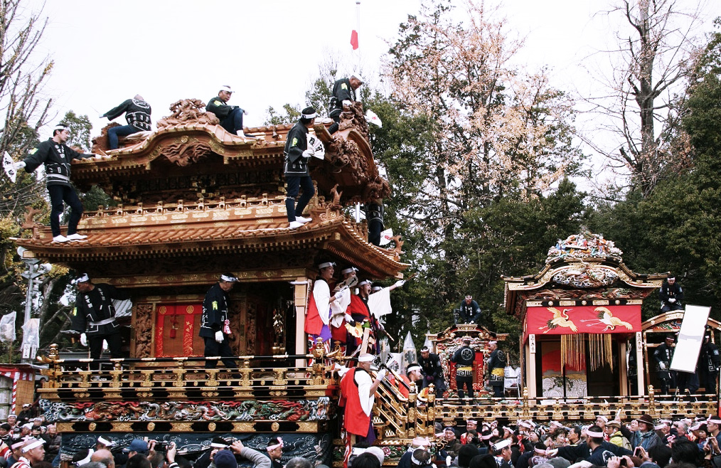 春の高山まつり